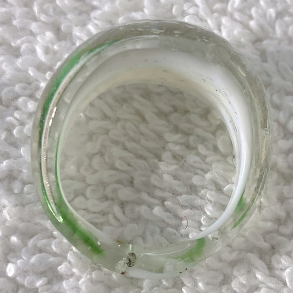 Vintage Art Glass Handmade Cream Green Gold Glitter Band Ring - Picture 8 of 11